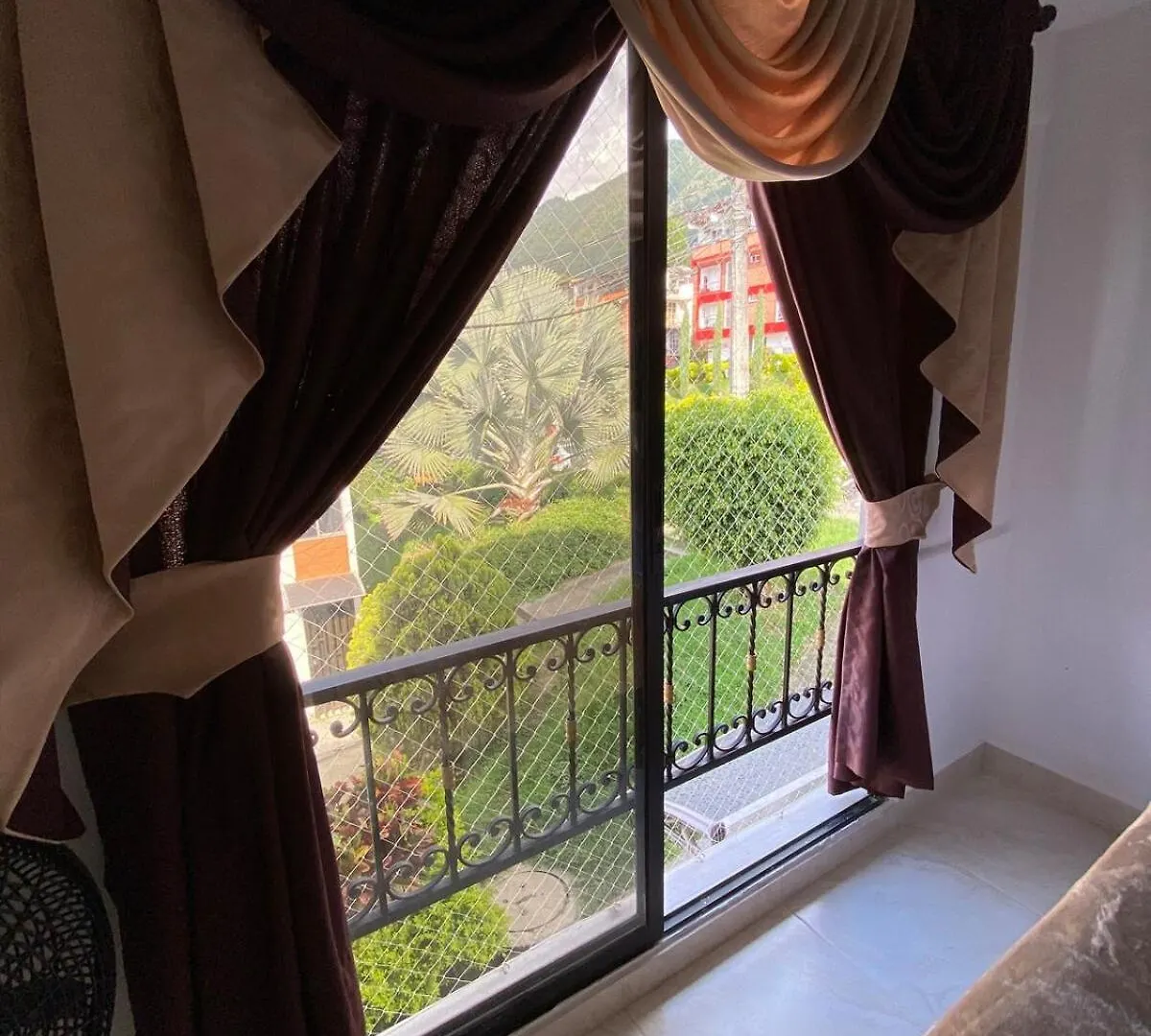 Lägenhet Acogedor Apartamento Cerca Al Tranvia 201 Medellín