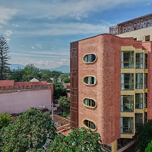 4* Hotel Moabi